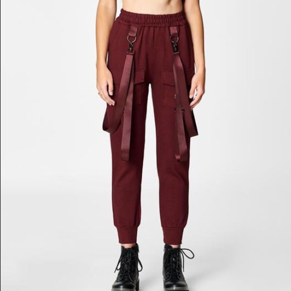 Carmar Burgundy Pants